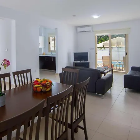 Villa Banana Palm 42 *